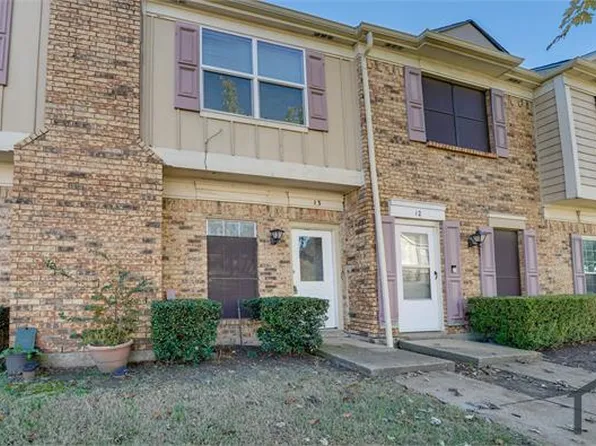 633 Carriagehouse Ln #I3, Garland, TX 75040