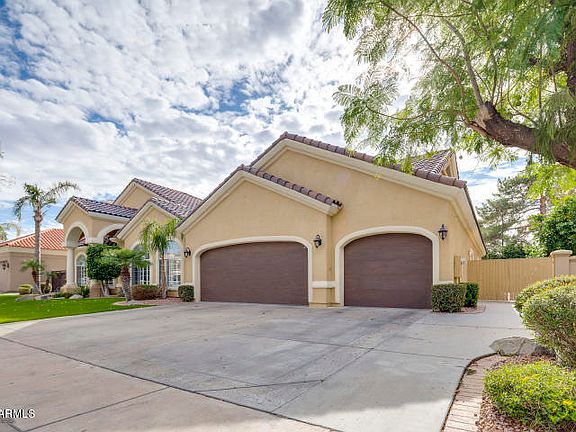 3rd image of 1319 E Treasure Cove Dr