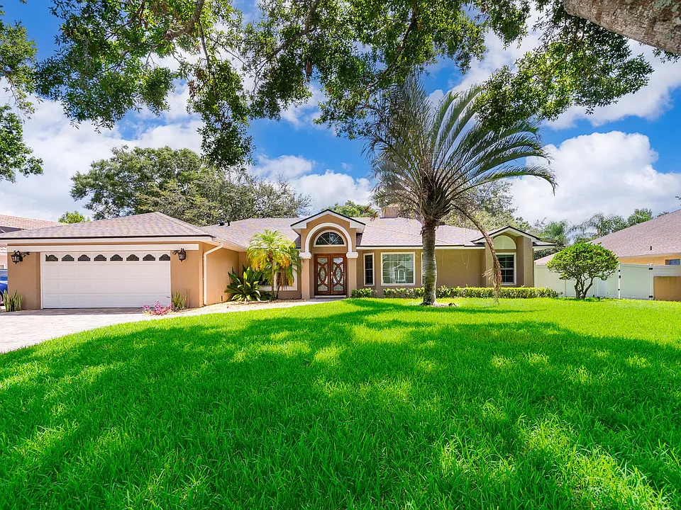 7709 Apple Tree Cir