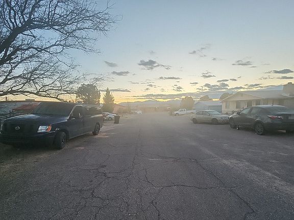 5th image of 477 E Patrick Dr