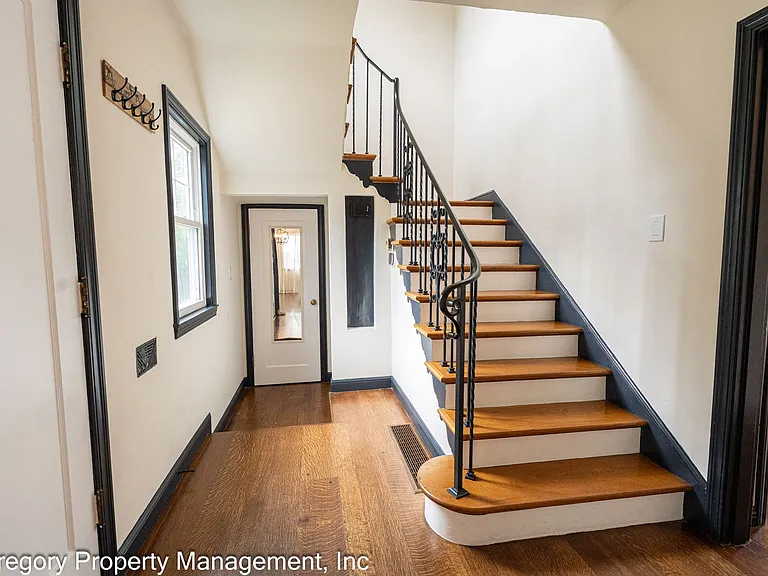 1805 Central Ave — Photo 11