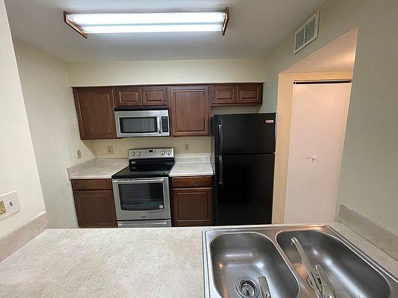 2nd image of 2881 N Oakland Forest Dr APT 102