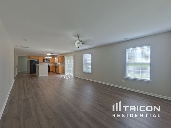 2nd image of 2496 Ivy Creek Frd