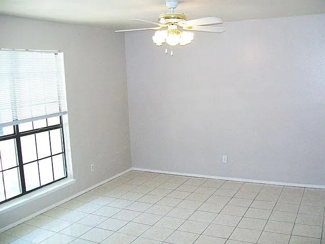 3114 William Brewster Dr — Photo 8
