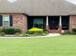 410 Rothley Ave, Fairhope, AL 36532