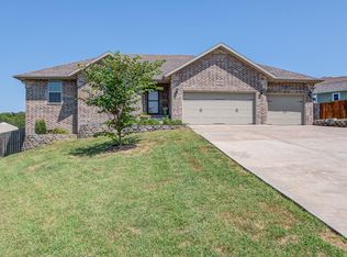 1301 W Undershot Ct, Ozark, MO 65721