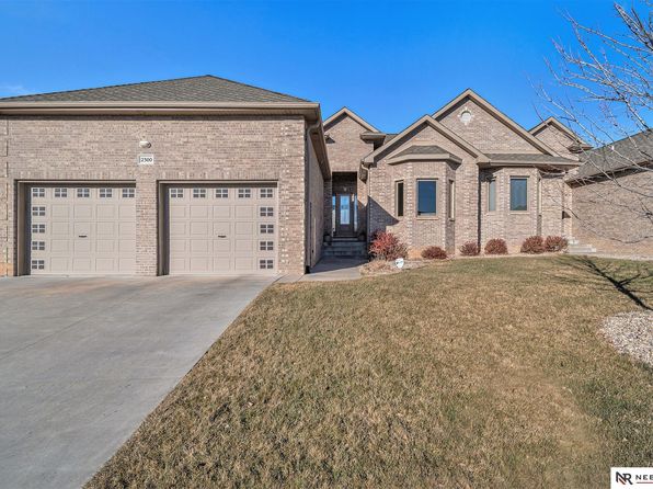 2300 Rokeby Rd, Lincoln, NE 68512