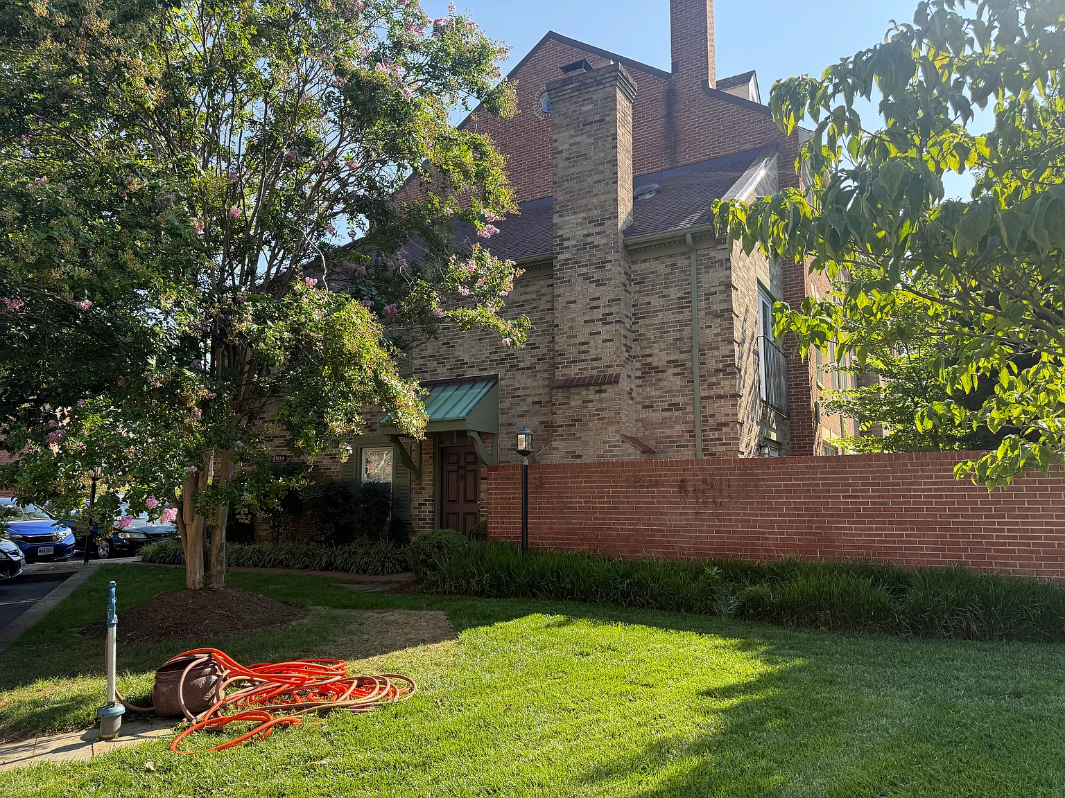 2 bed, 1.5 bath, 1300 sqft, $3,100 — Photo 1