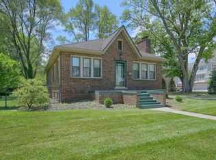 518 Midland Blvd, Royal Oak, MI 48073