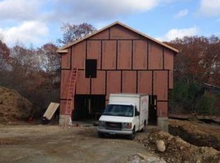 2 Ridge Valley Rd, Sandy Hook, CT 06482