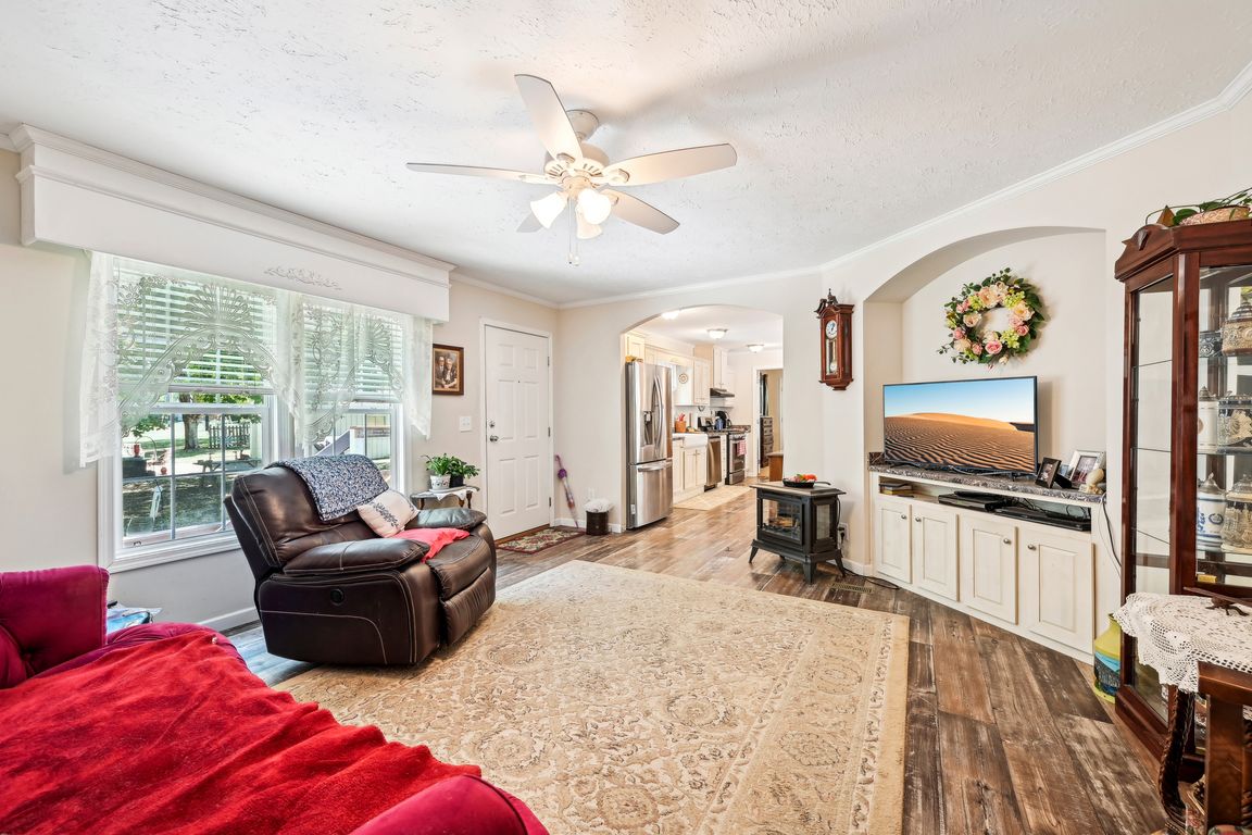Cattail Rd-009.jpg