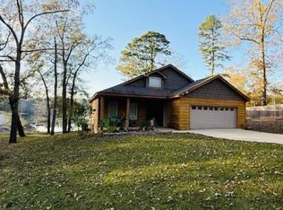 1732 Lake Dr, Fulton, MS 38843