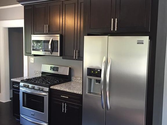 3rd image of 107 Kennison Dr #C