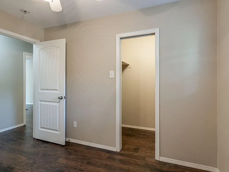 612 Vine St — Photo 5