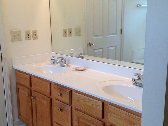 Master bath.