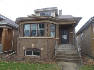 7870 W Oakleaf Ave, Elmwood Park, IL 60707