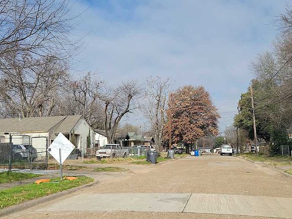 4th image of 4607 Electra St