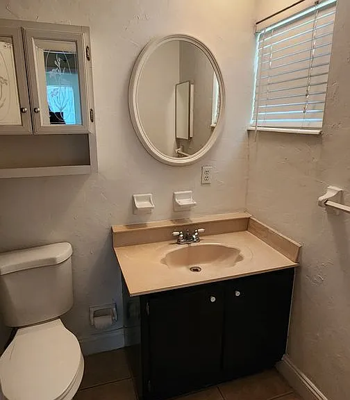 310 Taylor Ave #C19 — Photo 12