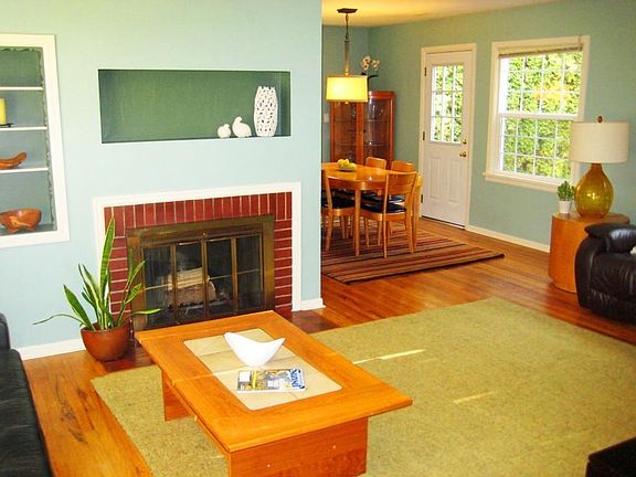 2nd image of 4418 NE 178th St