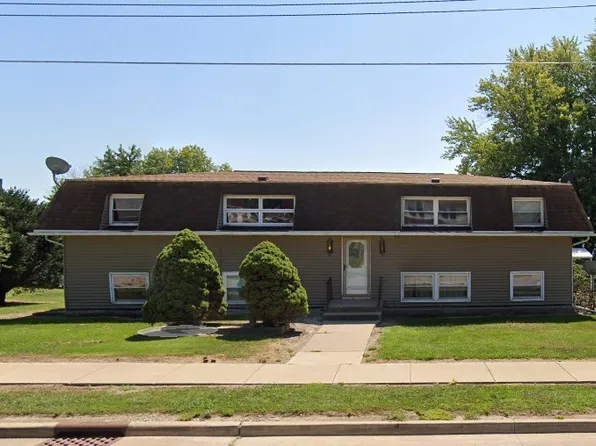 410 W Broadway St, Astoria, IL 61501