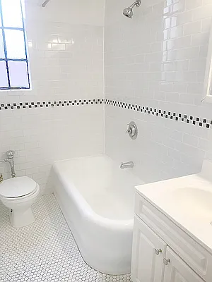 Rented by AJ Clarke | media 22