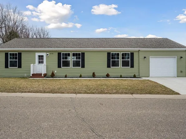 675 Brooks St S, Eden Valley, MN 55329
