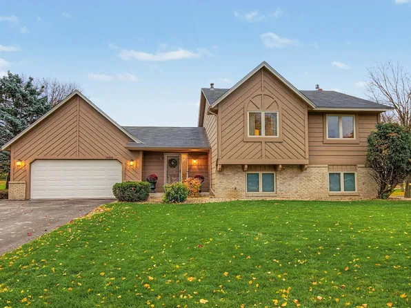 16556 Illinois Ave, Lakeville, MN 55044