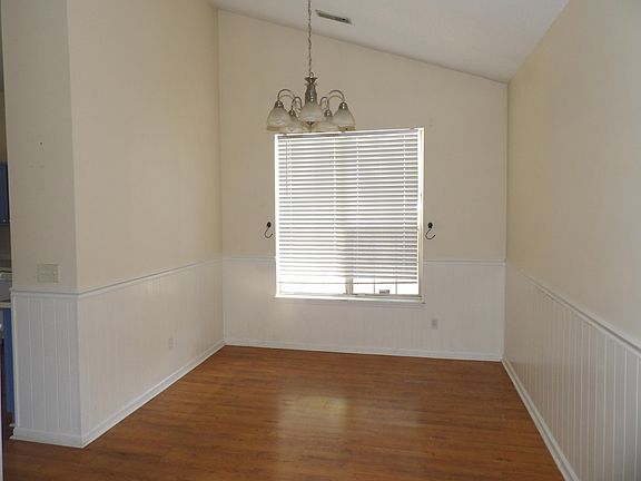 3rd image of 116 Turnbury Rd