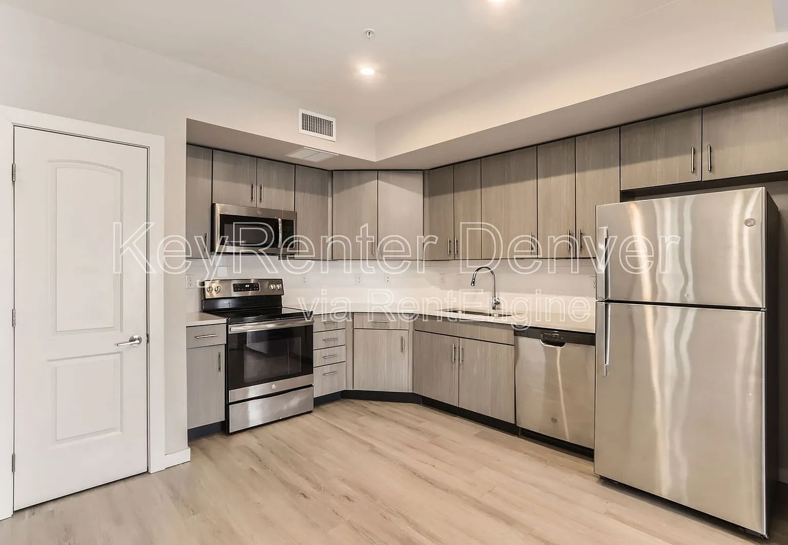 9850 E Girard Apartments — Photo 1