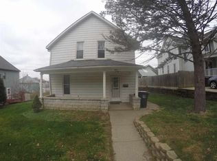 215 6th Ave, Moline, IL 61265