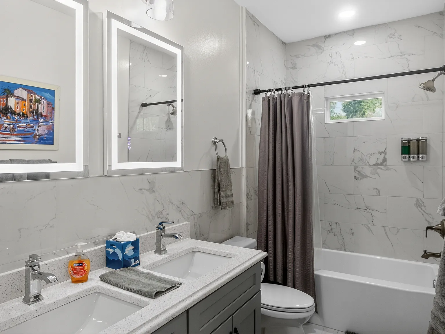 3 bed, 1300 sqft, $3,700 — Photo 4