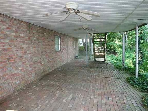 2nd image of 106 Hamilton Oaks Dr