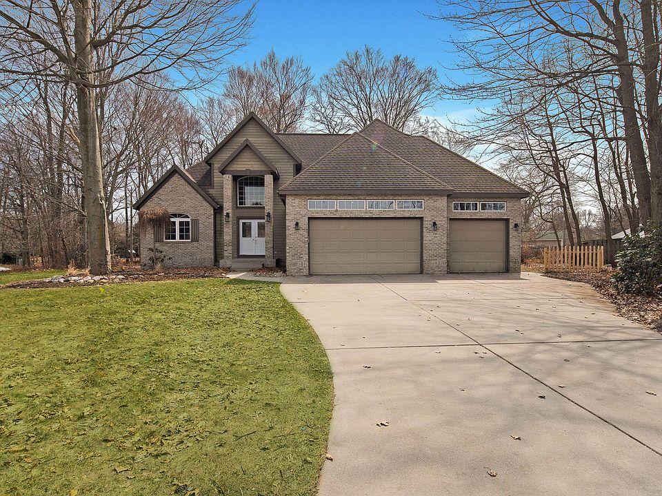 1st image of 675 Bridgeview Bay Dr