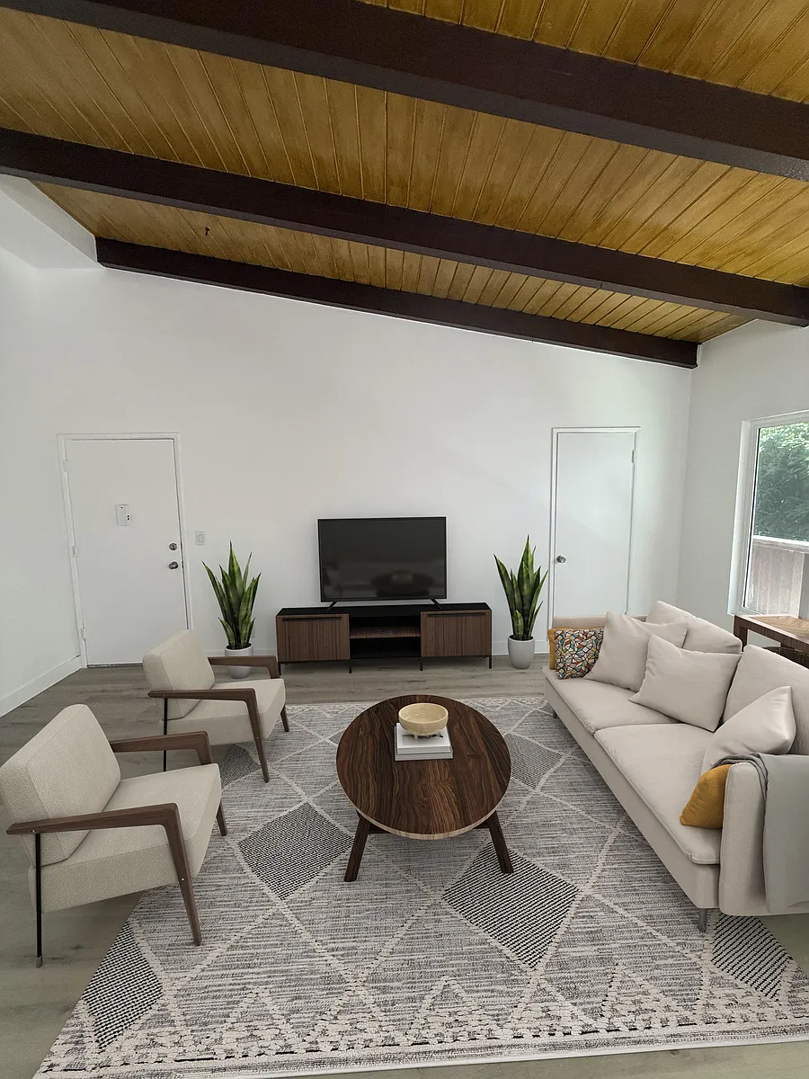 Building Photo - 1007 Lincoln Blvd #10