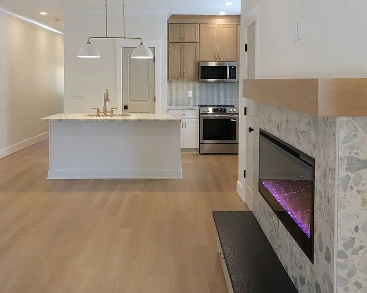 207 S Calhoun St — Photo 18
