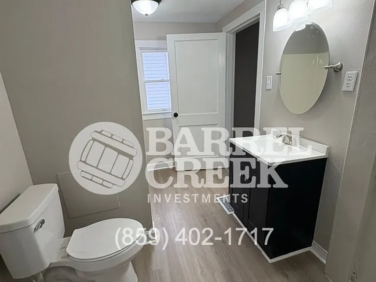 309 Richmond Ave — Photo 5