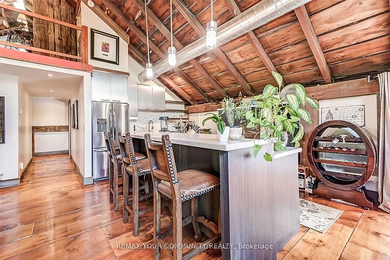 Markham House for rent - 2 Bedrooms — photo 15