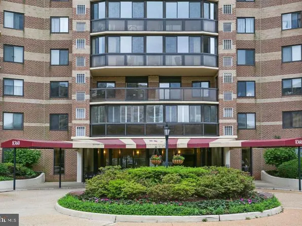 8360 Greensboro Dr APT 519, Mc Lean, VA 22102