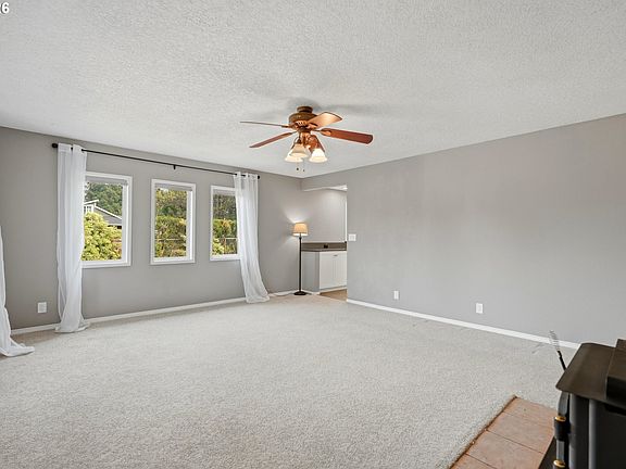 5th image of 5632 SE Welch Rd