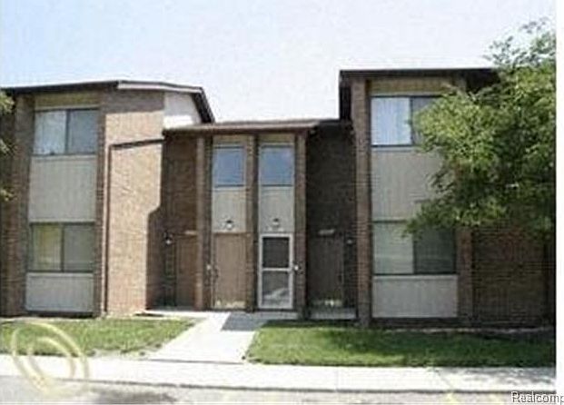 1st image of 33761 Pondview Cir #56