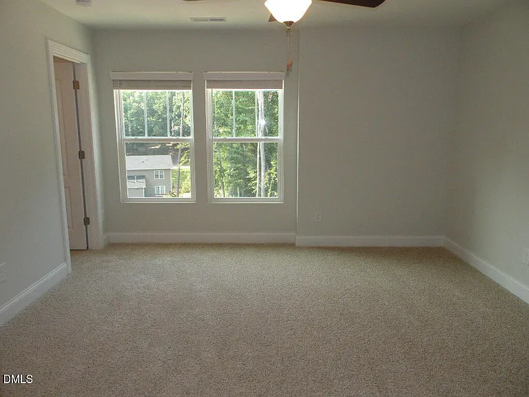 328 Page Square Dr — Photo 13