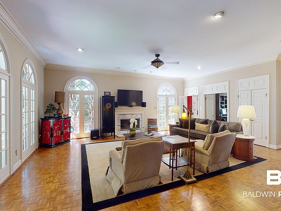 5th image of 3984 Wimbledon Park