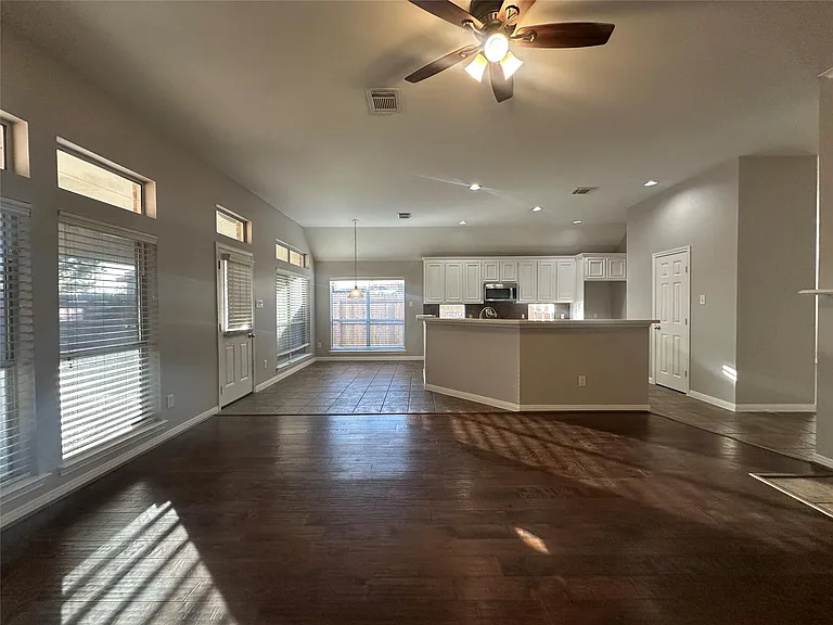 11619 Buck Springs Trl — Photo 8