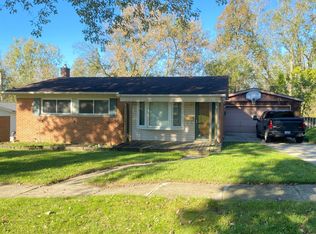 206 Woodingham Ct, Saline, MI 48176