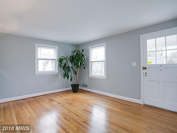4th image of 1415 S Pollard St