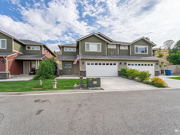 2nd image of 120B Vineyard Ln