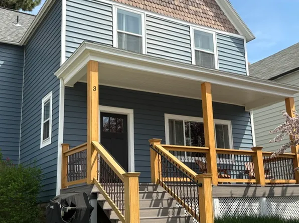 3 E Harvey St #2, Ely, MN 55731