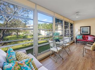 2303 Lucaya Ln APT O2, Coconut Creek, FL 33066