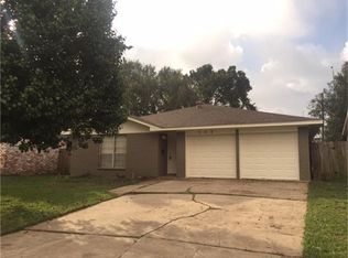 305 Grantham Rd, Baytown, TX 77521