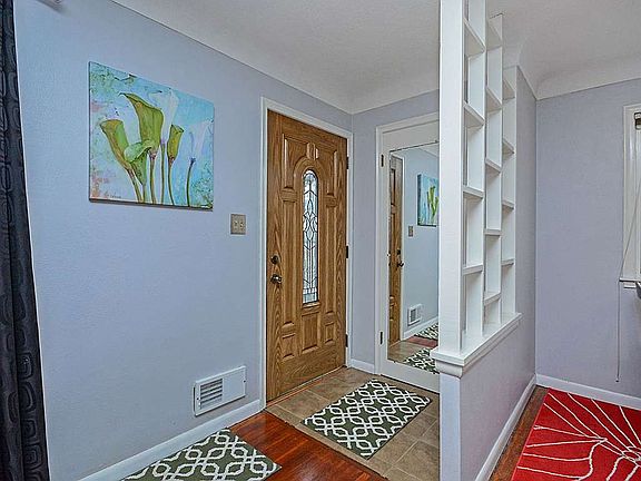 2nd image of 2521 Nokomis Ave